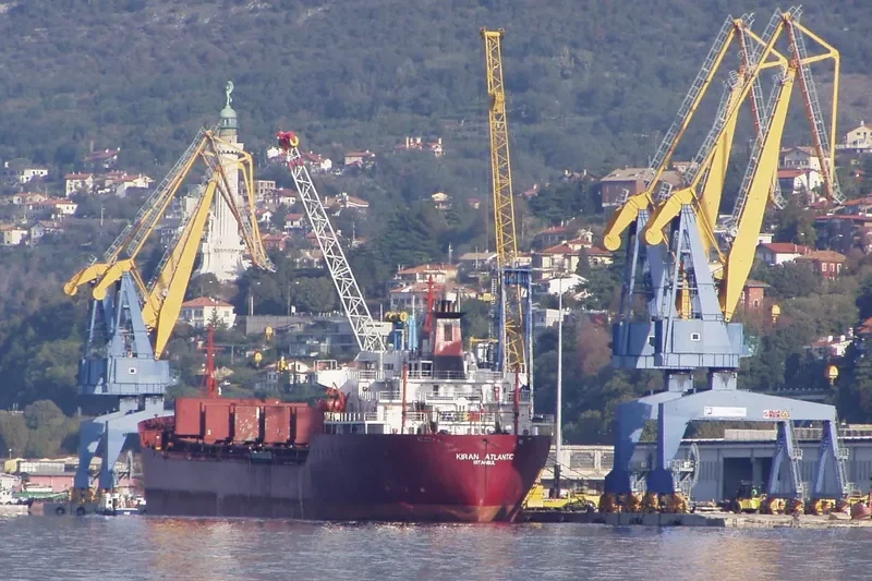 KIRAN ATLANTIC Bulk Carrier IMO 7713137 photo 9