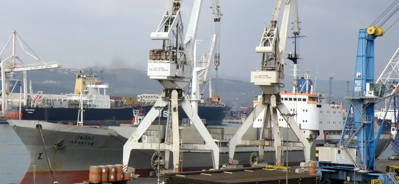 INAYA General Cargo IMO 7715367 photo 9