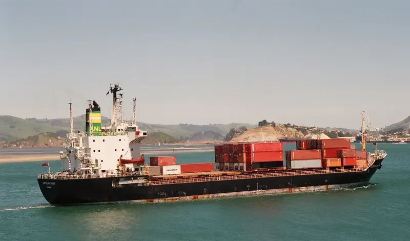 HUB TRADER Container Ship IMO 7718917 photo 4
