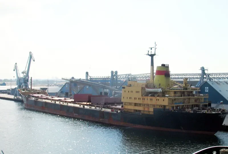 PRIANKA Bulk Carrier IMO 7721316 photo 2