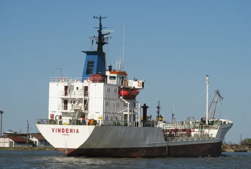 VINDEMIA Tanker IMO 7723950 photo 5