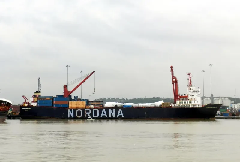 JABAL ALI 7 Ro-Ro IMO 7725154 photo 2