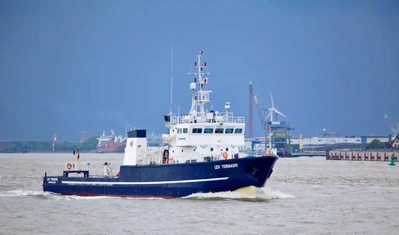 LEV TORNADO General Cargo IMO 7725453 photo 8