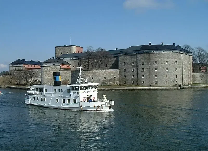 SOLOGA Passenger Ship IMO 7727322 photo 10
