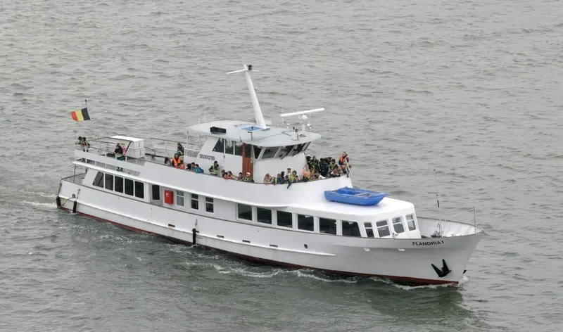 FLANDRIA 1 Passenger Ship IMO 7732341 photo 6