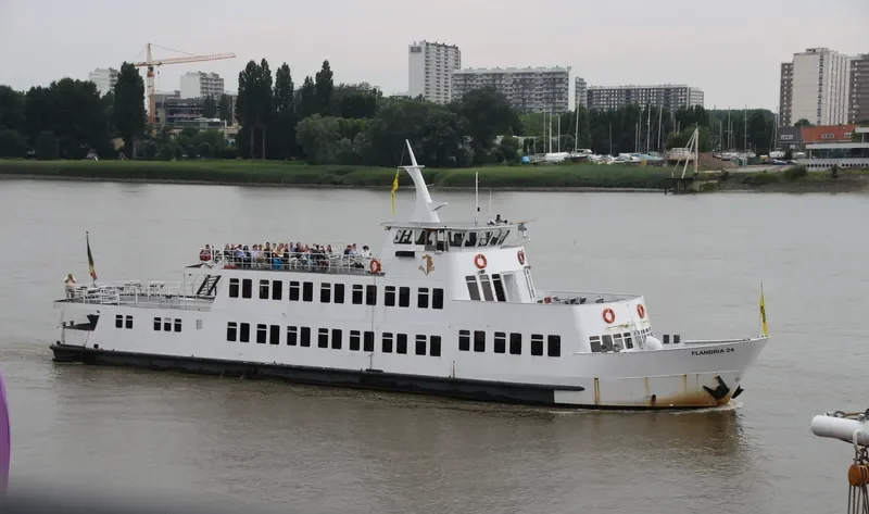 FLANDRIA 24 Passenger Ship IMO 7732389 photo 9