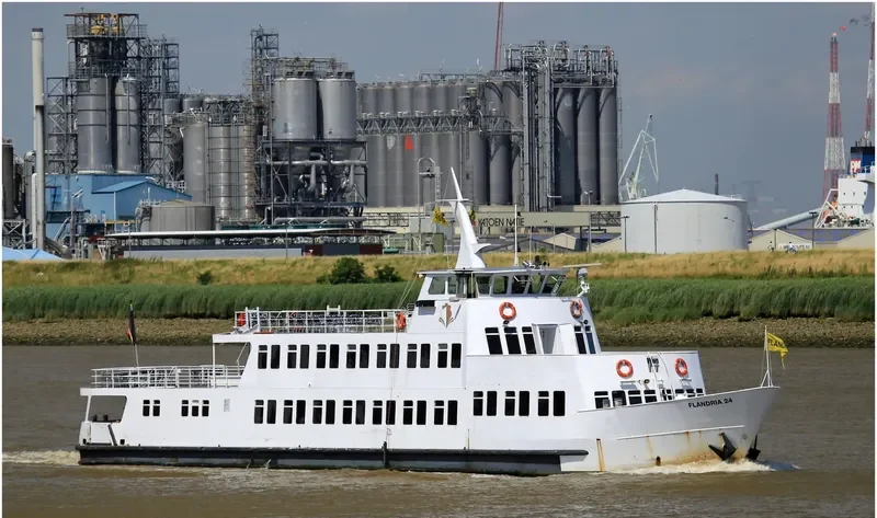 FLANDRIA 24 Passenger Ship IMO 7732389 photo 10