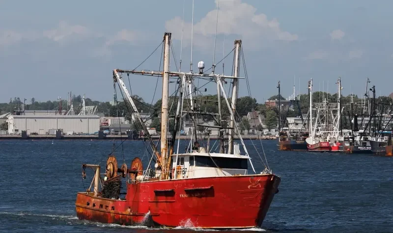 FRANK & MARIA Fishing Vessel IMO 7734296 photo 2