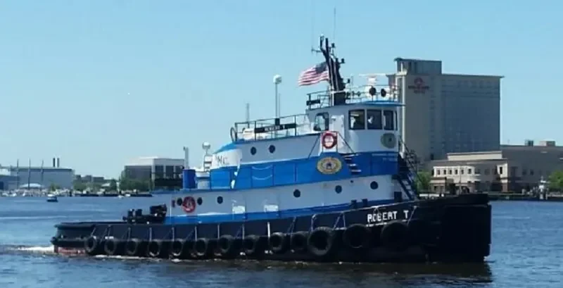 ROBERT T Tug Boat IMO 7738981 photo 5