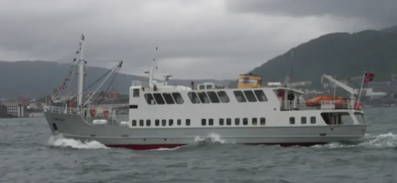 VESTGAR Passenger Ship IMO 7739997 photo 7