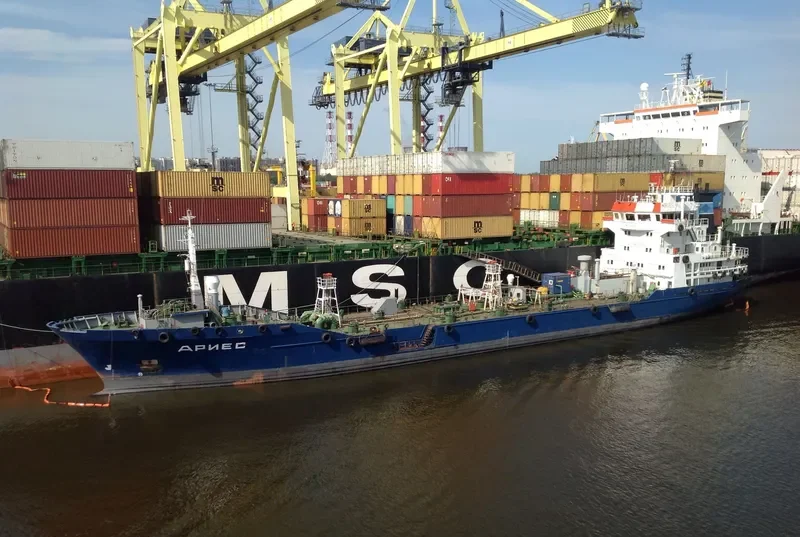 ARIES Tanker IMO 7802110 photo 2