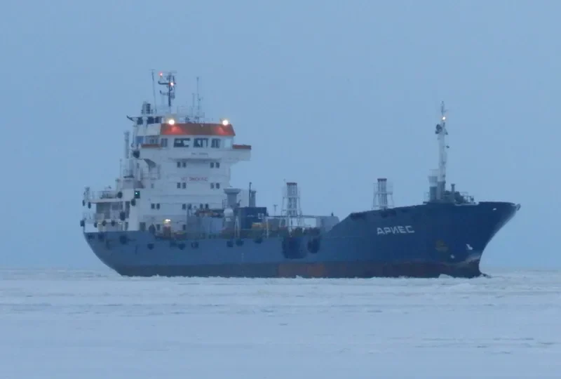 ARIES Tanker IMO 7802110 photo 8