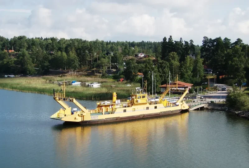 KARIN Passenger Vessel IMO 7806051 photo 8