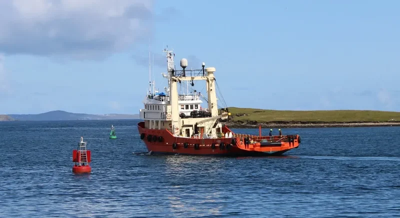 EDT ARGONAUT Offshore Vessel IMO 7810131