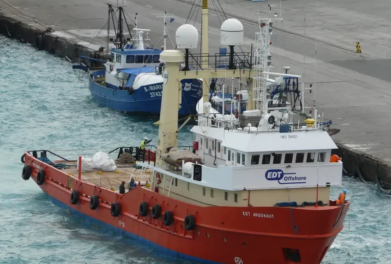 EDT ARGONAUT Offshore Vessel IMO 7810131 photo 4