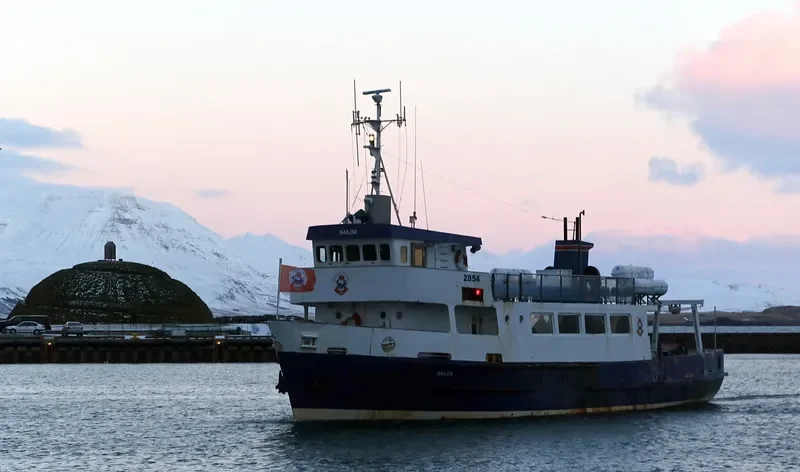 SAILOR Passenger Ship IMO 7811240 photo 3