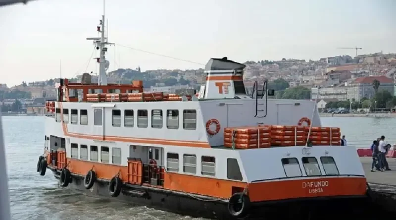 DAFUNDO Passenger Ship IMO 7813212