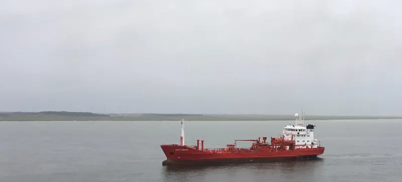 WEST STREAM Tanker IMO 7814254 photo 9