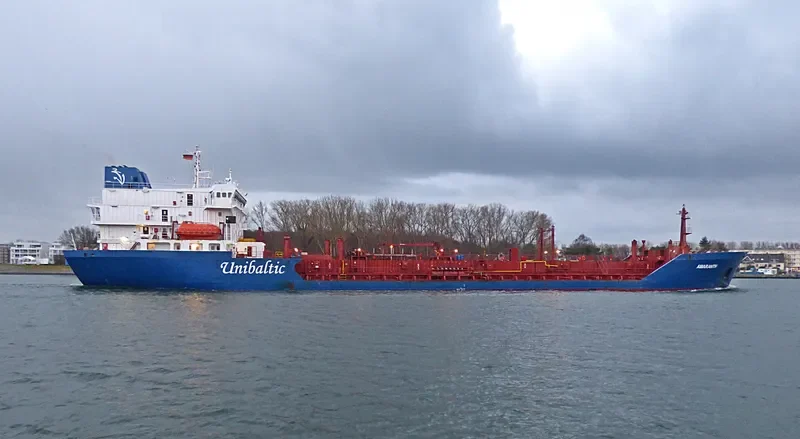 PABLO IV Tanker IMO 7816484 photo 4