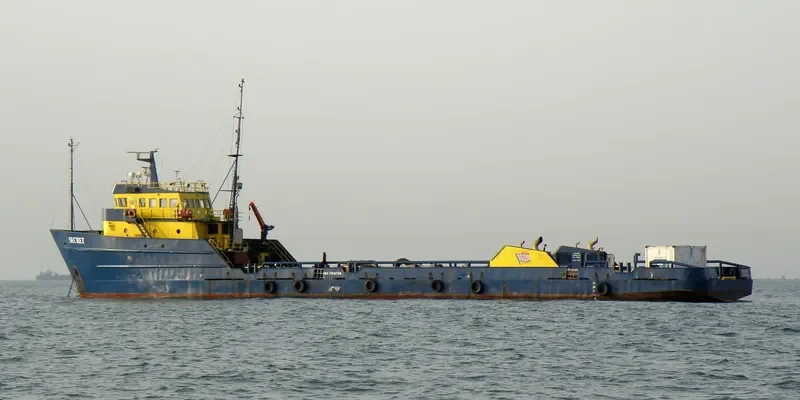 SECRET Offshore Vessel IMO 7819709 photo 2