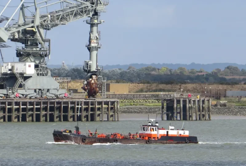 CONVEYOR Tanker IMO 7820435 photo 7