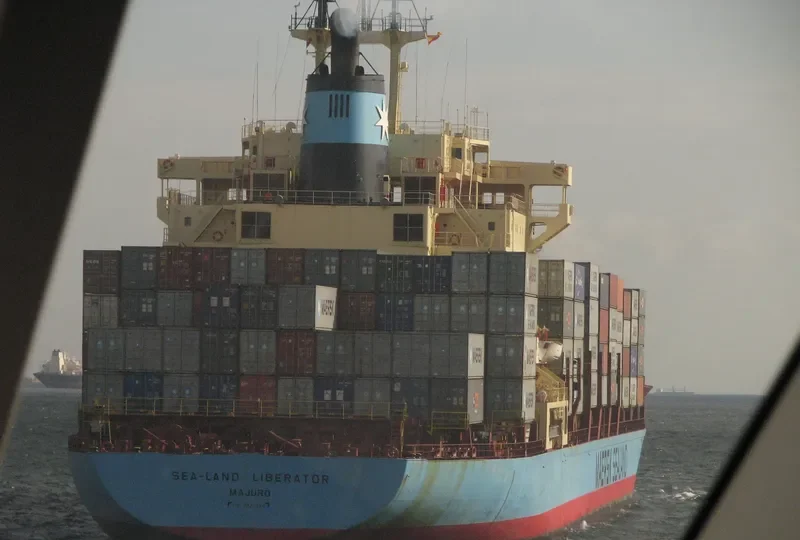 SEA LAND LIBERATOR Container Ship IMO 7820928 photo 7