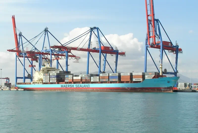 SEA LAND LIBERATOR Container Ship IMO 7820928 photo 8