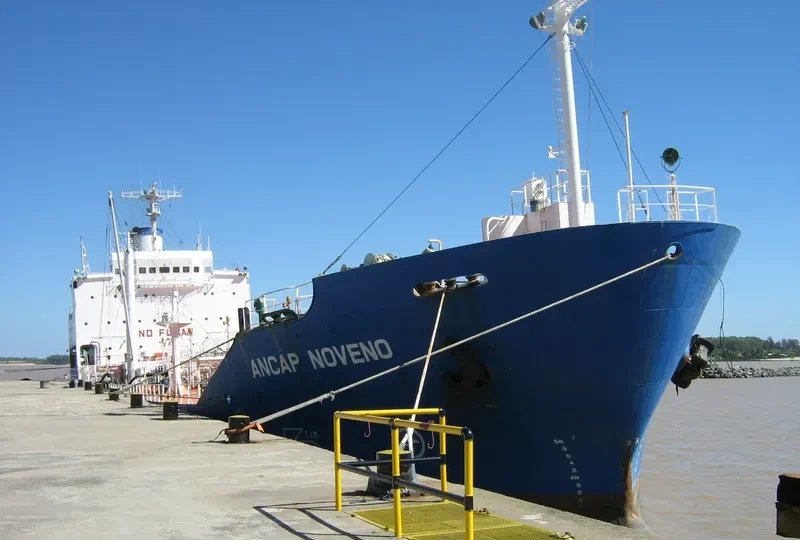 FEWELL Tanker IMO 7821013 photo 4