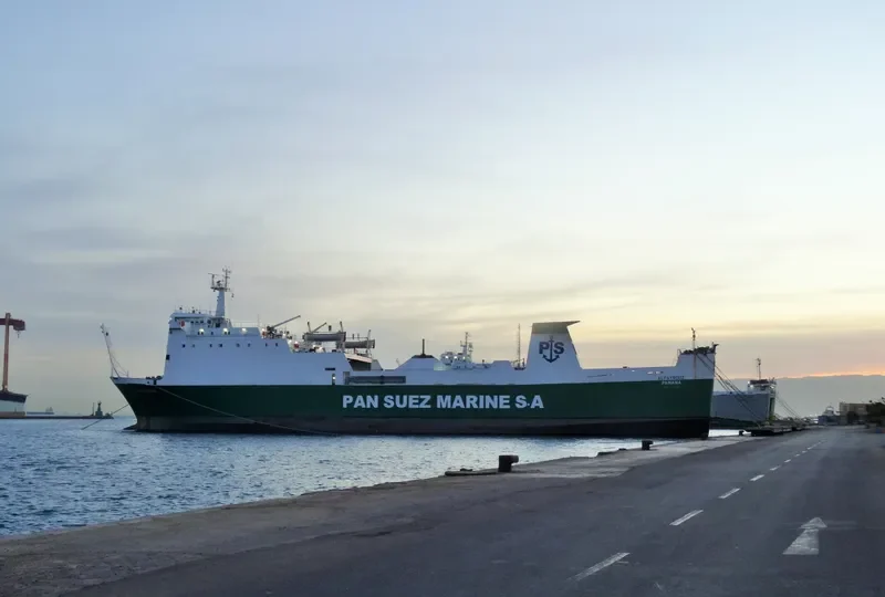 AL FAYROUZ Ro-Ro IMO 7822512 photo 3