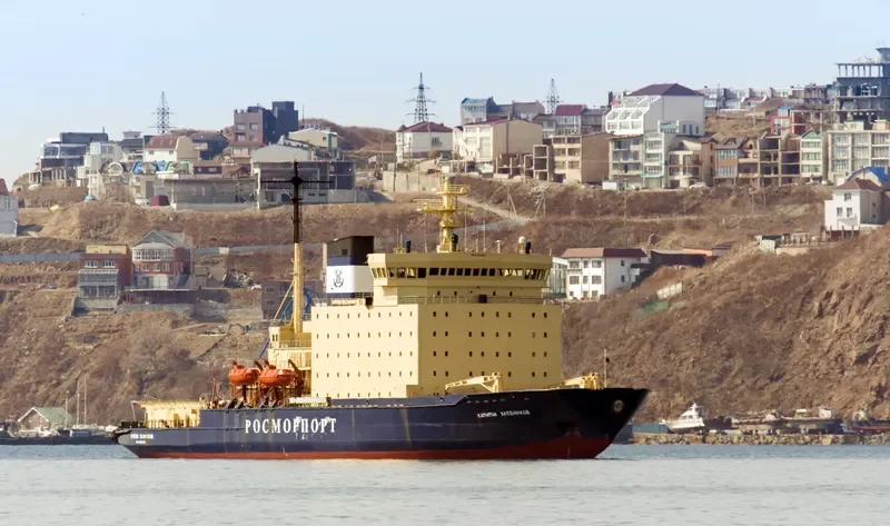 KAPITAN KHLEBNIKOV Passenger Ship IMO 7824417 photo 5