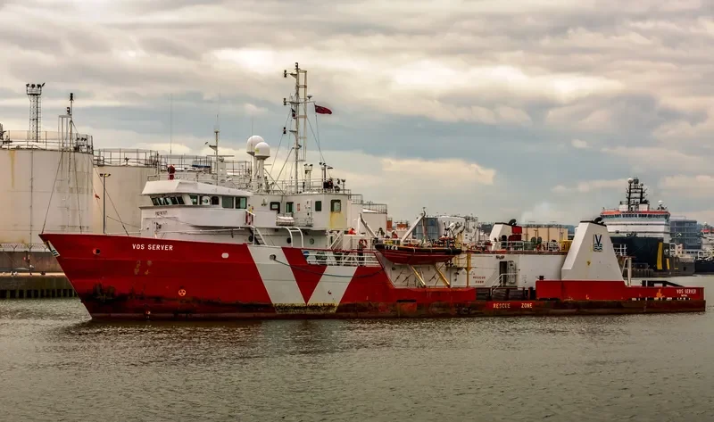 VOS SERVER Offshore Vessel IMO 7827029 photo 2