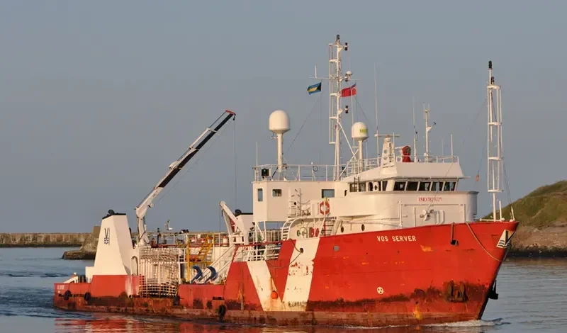 VOS SERVER Offshore Vessel IMO 7827029 photo 4