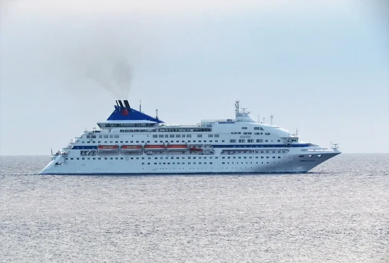 CELESTYAL CRYSTAL Passenger Ship IMO 7827213 photo 2