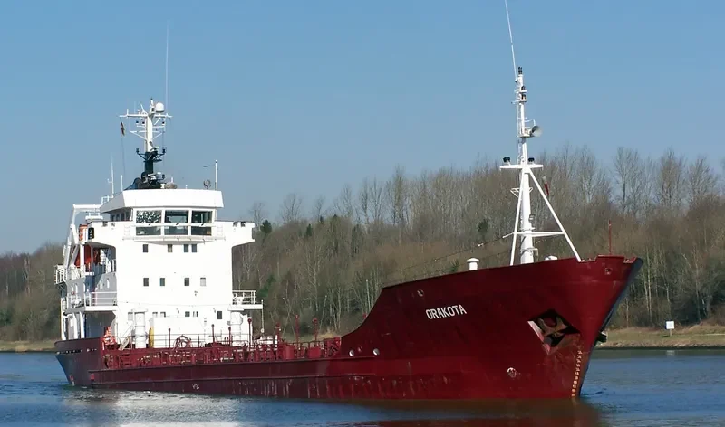 ALDABRA Tanker IMO 7827330 photo 8