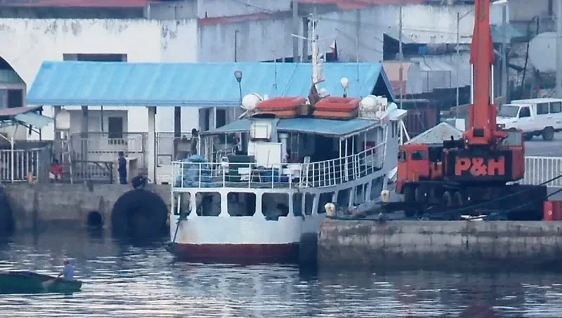 SONG OF DOLLY 3 Passenger Ship IMO 7828097