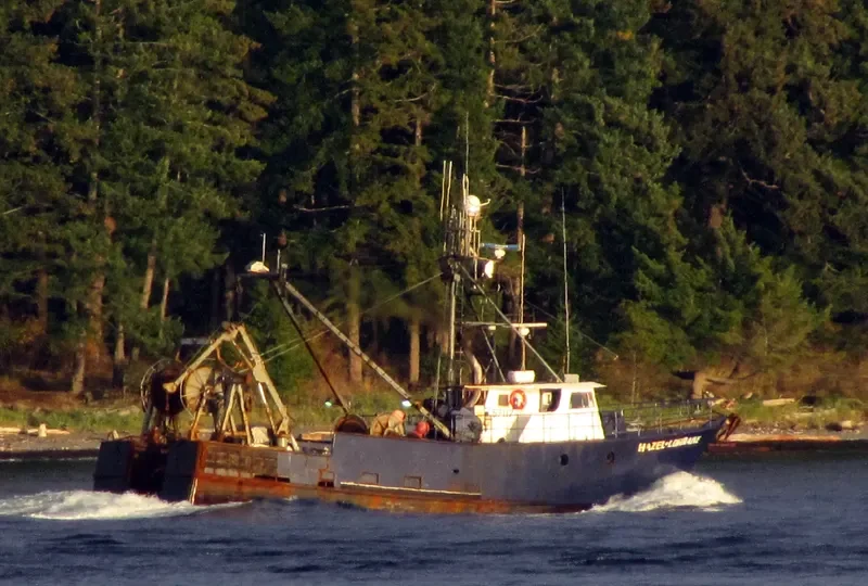 ARCTIC RAM Fishing Vessel IMO 7829120 photo 8
