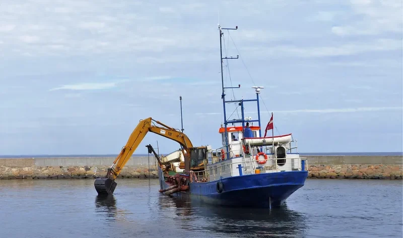 HENRIETTE SAND Dredger IMO 7829235 photo 2