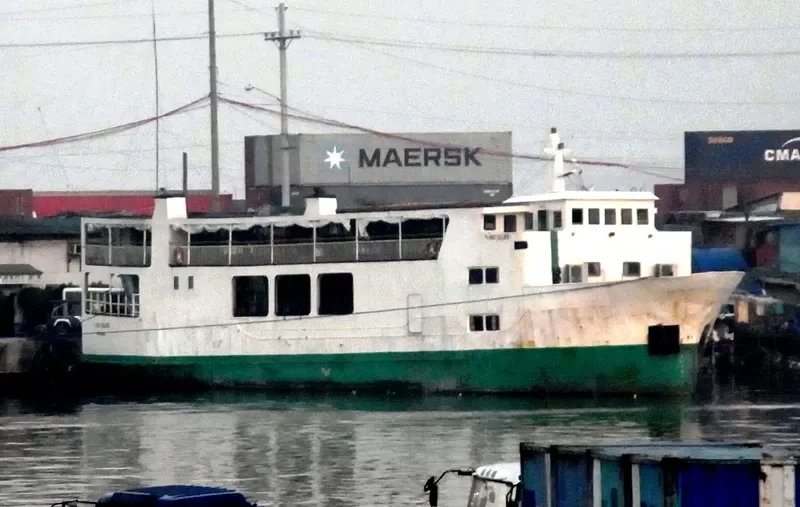 MAY LILIES Passenger Ship IMO 7900388