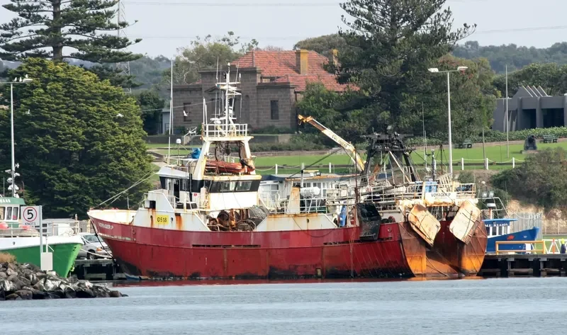 VOYAGER Fishing Vessel IMO 7901758 photo 5
