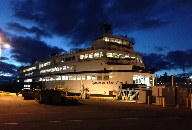 QUEEN OF OAK BAY Ro-Ro IMO 7902283 photo 2