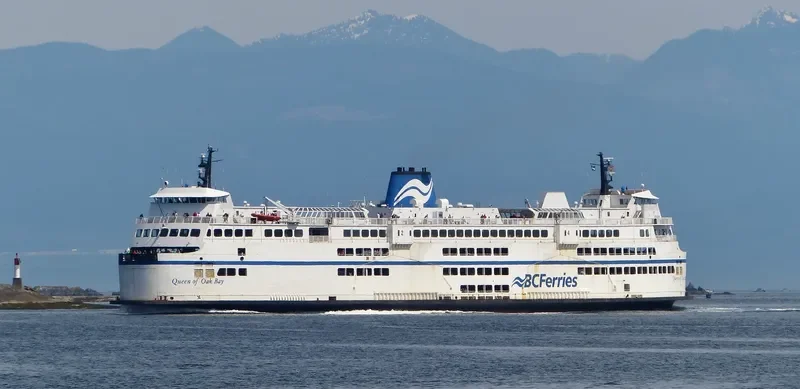 QUEEN OF OAK BAY Ro-Ro IMO 7902283 photo 6