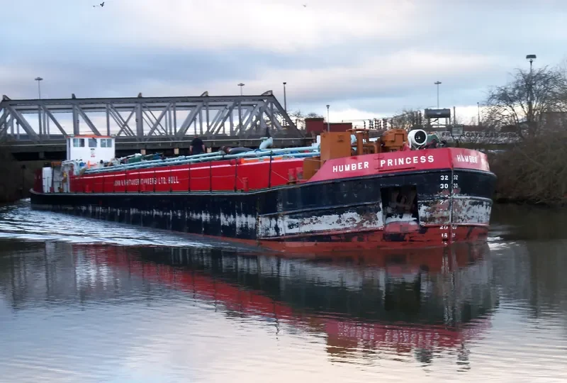 HUMBER PRINCESS Tanker IMO 7902386 photo 4
