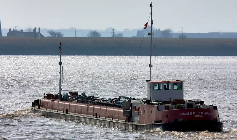 HUMBER PRINCESS Tanker IMO 7902386 photo 6