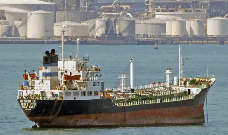 SW 1 Tanker IMO 7903287 photo 6