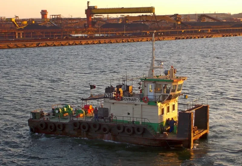 ROVINARI VII General Cargo IMO 7906514 photo 3