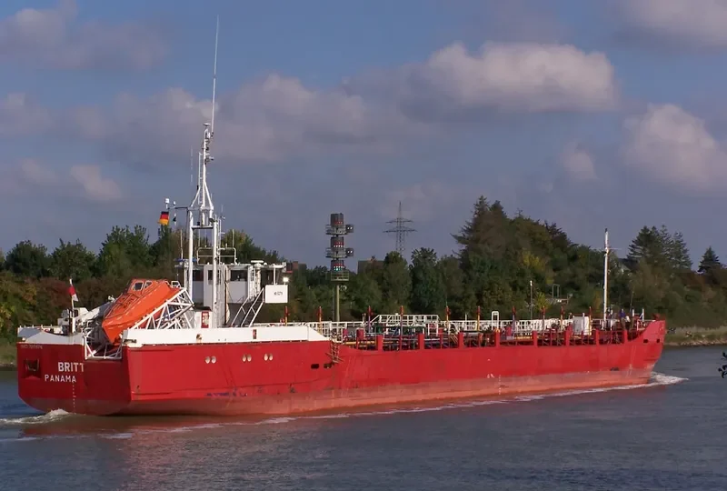 SEA LIGHT Tanker IMO 7910876 photo 5