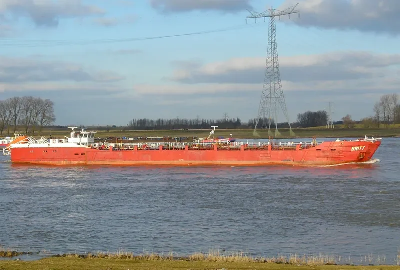 SEA LIGHT Tanker IMO 7910876 photo 9