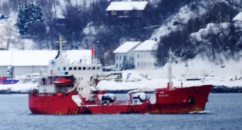 NORVARG Tanker IMO 7911052 photo 8