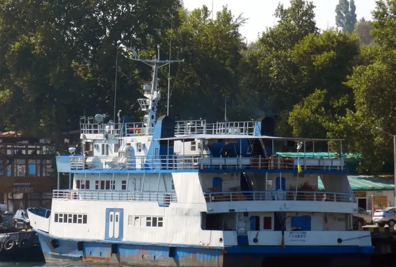 GLOBUS Passenger Ship IMO 7911296 photo 3