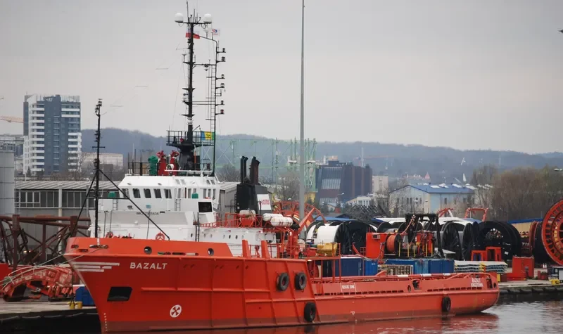 BAZALT Offshore Vessel IMO 7911636